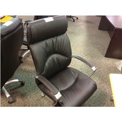 BLACK LEATHER HIBACK EXECUTIVE CHAIR