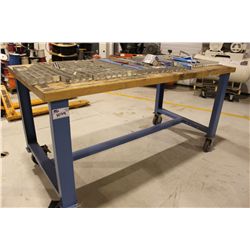 LISTA MOBILE SHOP BENCH