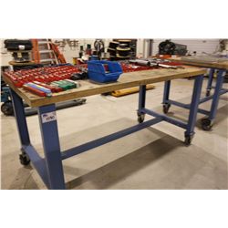 LISTA MOBILE SHOP BENCH