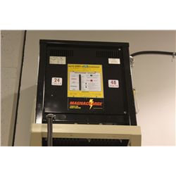 MAGNA CHARGE AUTO 2001-B BATTERY CHARGER