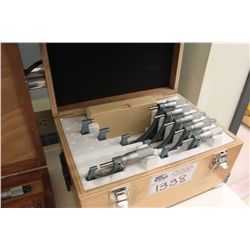 MITUTOYO CALIPER SET