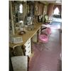 Image 24 : Elizabeth Taylor Customized Dressing Room Trailer