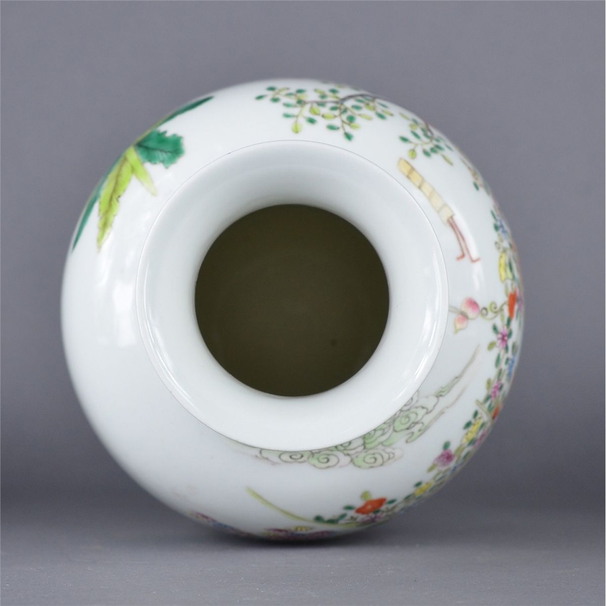 Chinese Republic Period Porcelain Vase Qianlong