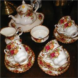 A 23 piece Royal Albert Old Country Roses ...