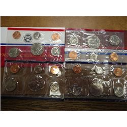 1984 & 87 US MINT SETS (UNC) P/D (WITH ENVELOPES)