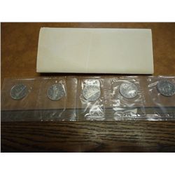 STRIP OF 5-1969 CANADA DOLLARS (PF LIKE)