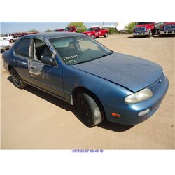 1995 - NISSAN ALTIMA