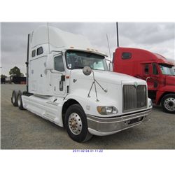 2000 - INTERNATIONAL TRACTOR