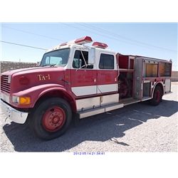1996 - INTERNATIONAL BOX TRUCK 4900