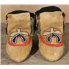 Image 3 : Prairie Child's Moccasins, circa 1890