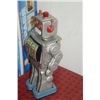 Image 3 : BATTERY OPERATED ROBOT