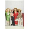 Image 1 : LOT OF BARBIE DOLLS W/ CASE