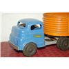 Image 2 : STRUCTO TOY TRUCK