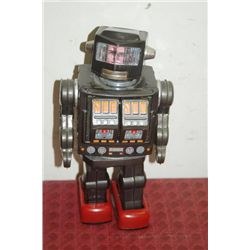 BATTERY OPERATED ROBOT