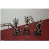 Image 2 : LOT OF TRAIN ACCESSORIES