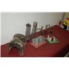 Image 8 : LOT OF TRAIN ACCESSORIES