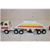 Image 3 : TONKA PRESSED TIN - 3 TRUCKS - 2 TRAILERS