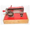 Image 2 : KAYanEE SEW MASTER BATTERY OPERATED