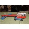 Image 1 : LIMA STURDY CONSTRUCTION CRANE - 21" LONG - WYANDOTTE