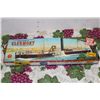 Image 1 : COMPLETE NEW IN BOX BY LINDBERG - BOX 20" X 6"