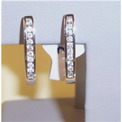 20 Stone White Gold Diamond Eearings