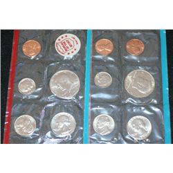 1972 US Mint Coin Set; P&D Mints; UNC