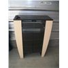 Image 1 : Stereo cabinet .