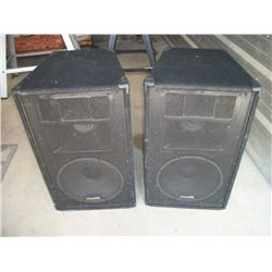 Lg, Community PA speakers XLT-46 3 way loudspeaker system, 2 units tested and working, 34 in tall