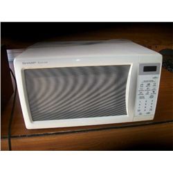 sharp carousel micriwave .