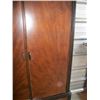 Image 3 : Armoire- made in indonesia .