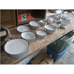 Fukagawa #917 china 6 dinner plates, 6 salad plates, 6 dessert plates, 6 lg bowls, 6 small bowls, 6 