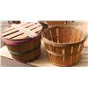 Image 1 : 2 Wood Apple Baskets .