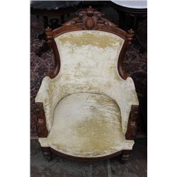 VICTORIAN LADIES WALNUT CHAIR