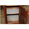 Image 3 : EXCELLENT WALNUT BEDSIDE COMMODE