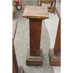 CHOICE 4 OAK PEDESTALS