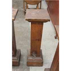 CHOICE 4 OAK PEDESTALS