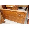 Image 2 : 2 PIECE OAK BEDROOM SET