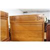 Image 3 : 2 PIECE OAK BEDROOM SET