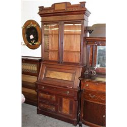 WALNUT SECRETARY