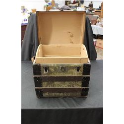 UNUSUAL SIZE TRUNK WITH INSERT 17 1/2 X 18