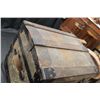 Image 7 : UNUSUAL SIZE TRUNK WITH INSERT 17 1/2 X 18