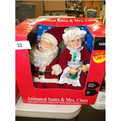 Animated Santa & Mrs. Claus