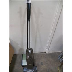 Bissell sweeper & Eureka Quick Up