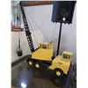 Image 1 : Nylint Toy Crane 8"x25"x26" Tall