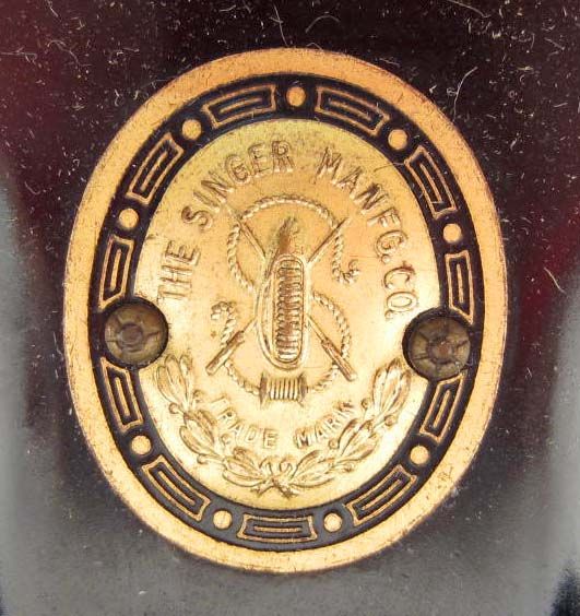 VINTAGE SINGER SEWHANDY CHILDS SEWING MACHINE W/ ORIGINAL BOX