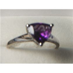 AMETHYST TRI SOLITARE PLATNIUM  OVERLAY SILVER RING SIZE 8