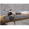 Image 2 : Pistol