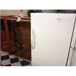 FRIGIDAIRE SINGLE DOOR COOLER