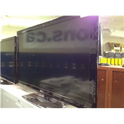 LG 47" FLAT PANEL TV