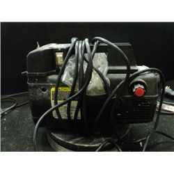 CHORE 1250 PORTABLE AIR COMPRESSOR